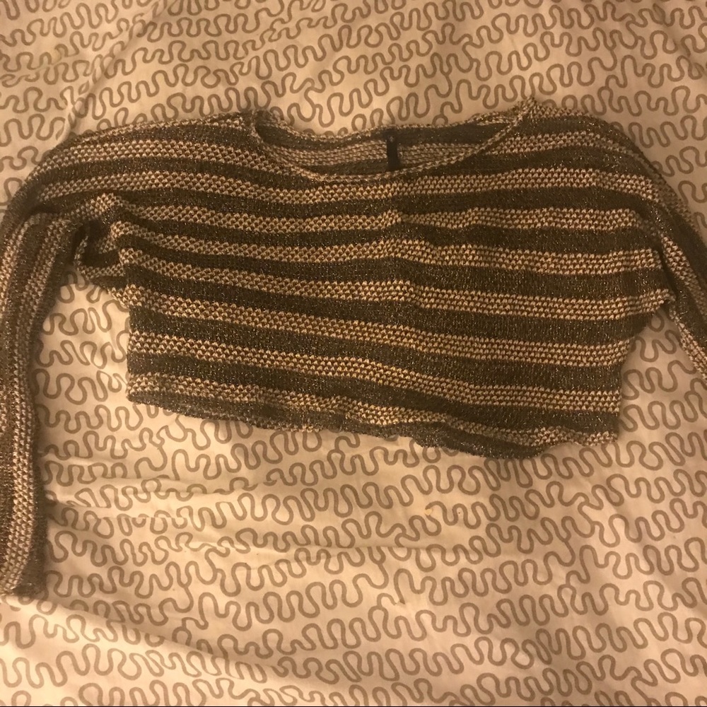 Love culture crop top